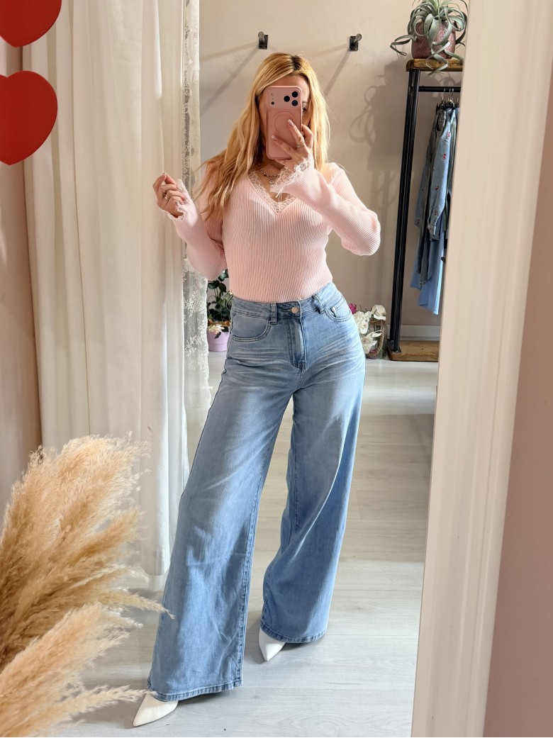 Jeans larghi con tasche dietro in STRASS ROSA