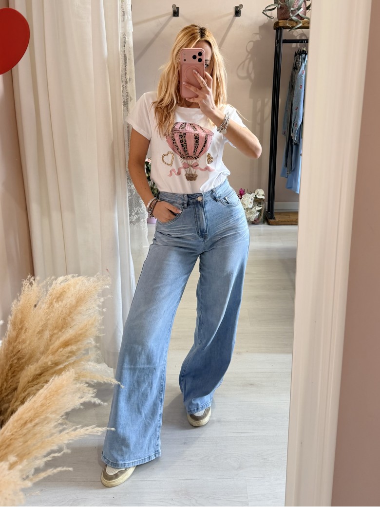 Jeans larghi con tasche dietro in STRASS ROSA