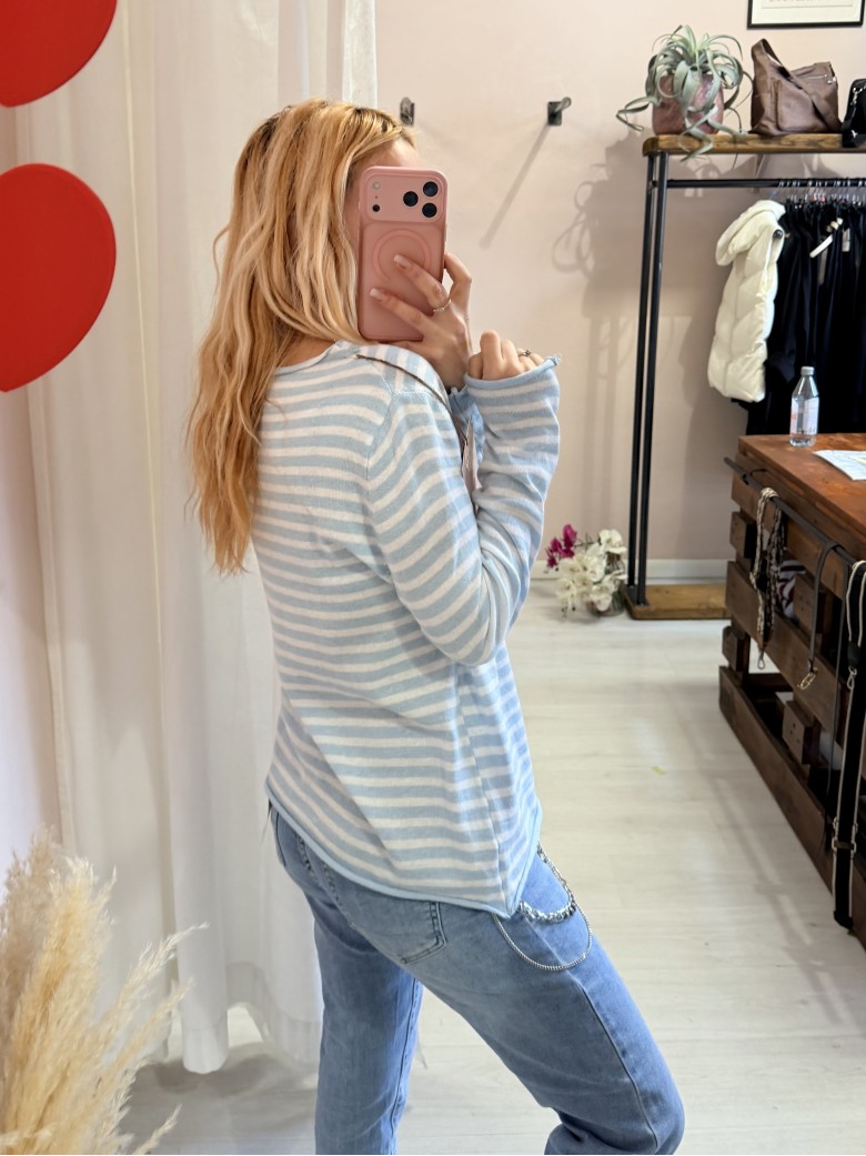 Maglia a righe celeste e bianca