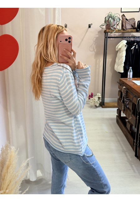 Maglia a righe celeste e bianca