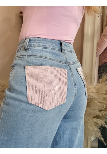 Jeans larghi con tasche dietro in STRASS ROSA