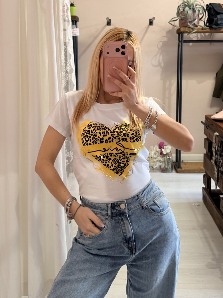 Maglia t shirt cuore leopardato love giallo