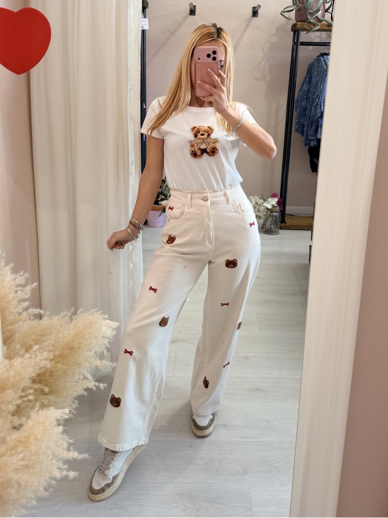 Jeans con pizzo e orsetti color burro