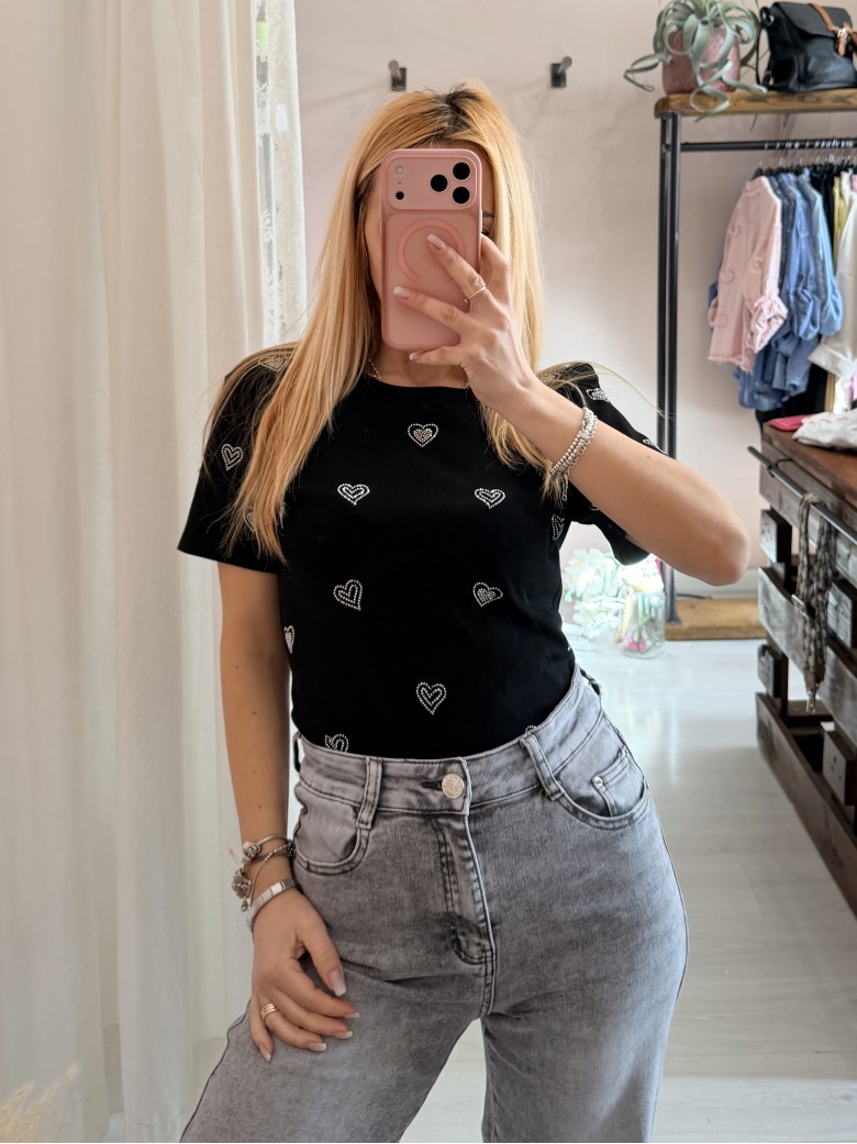 Maglia t shirt cuori strass nera