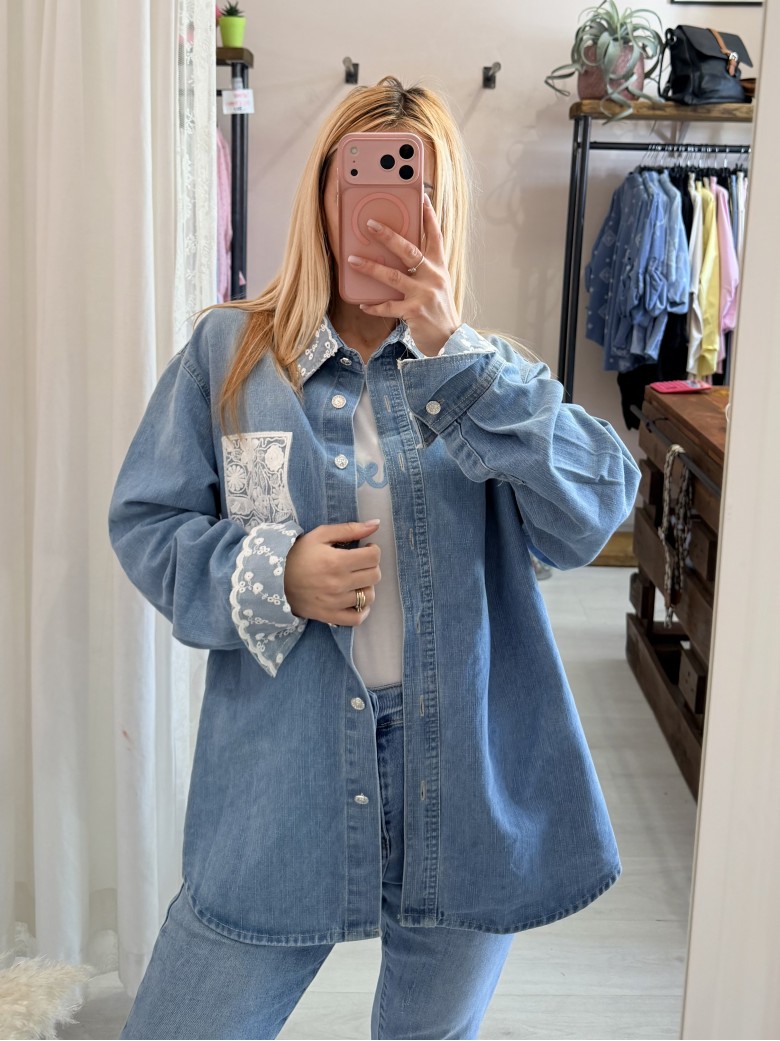 Camicia di jeans con PIZZO
