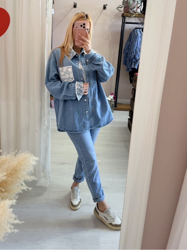 Camicia di jeans con PIZZO