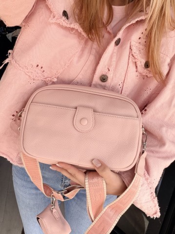 Borsetta rosa con taschina portatutto e tracolla