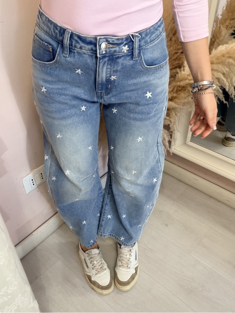 Jeans Capri a palloncino con margheritine