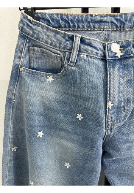 Jeans Capri a palloncino con margheritine