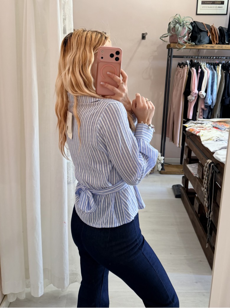 Camicia FIOCCO nella schiena a righe azzurra