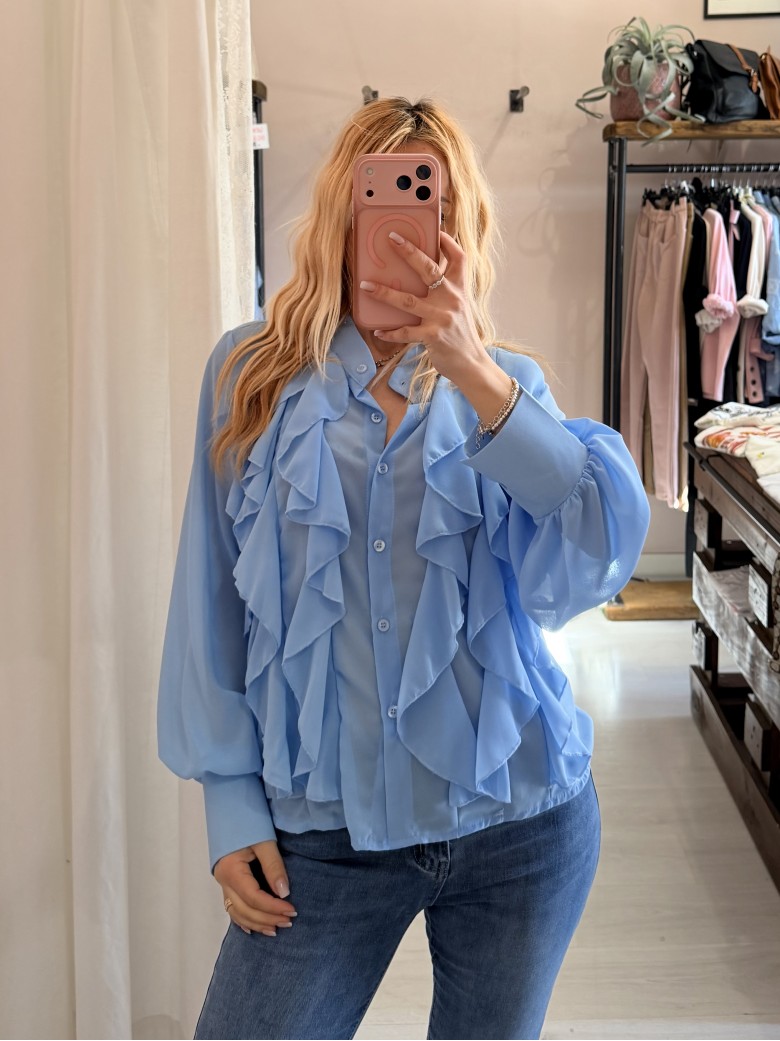 Camicia con ruches e bottoncini azzurra