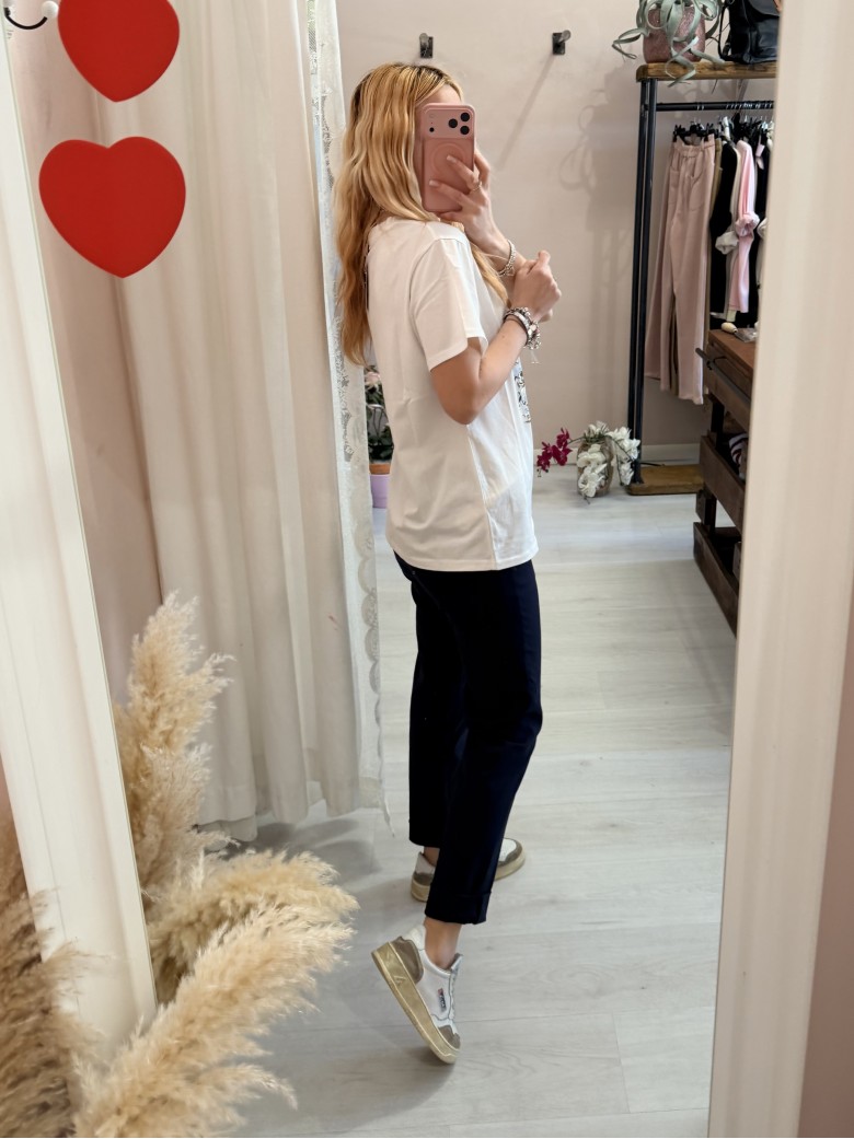 Maglia t shirt RAGAZZA con FARFALLE e rose blu