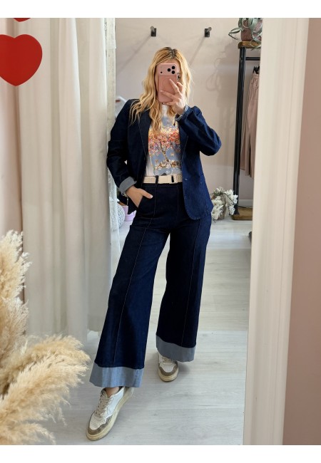 Pantaloni TIPO jeans larghi con balza