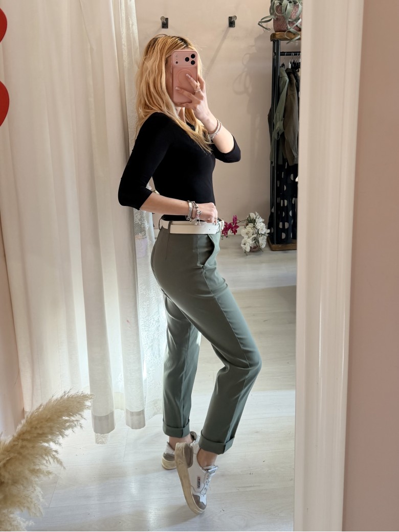 Pantaloni a sigaretta verdi
