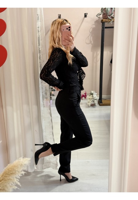 Completo tailleur giacca e pantalone nero