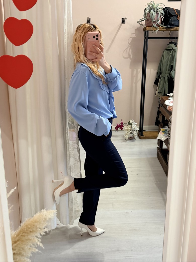 Completo tailleur giacca e pantalone blu