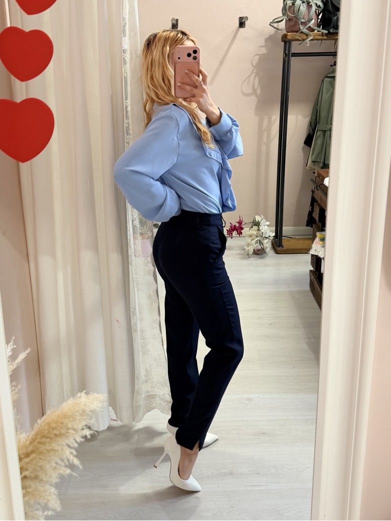 Completo tailleur giacca e pantalone blu