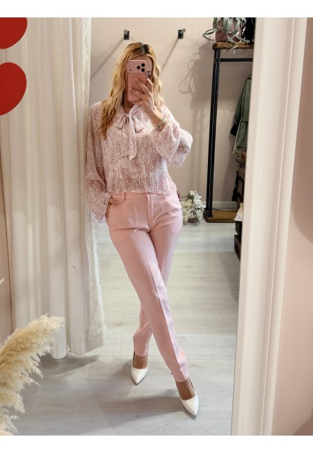 Completo tailleur giacca e pantalone rosa