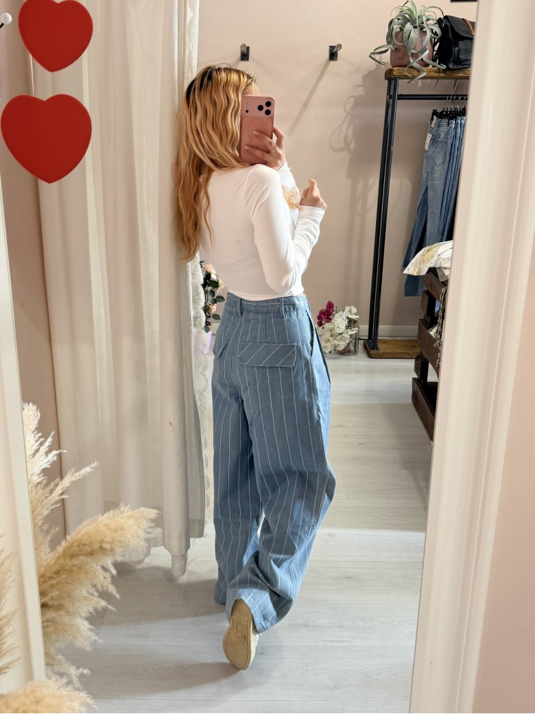 Pantaloni gessati azzurri