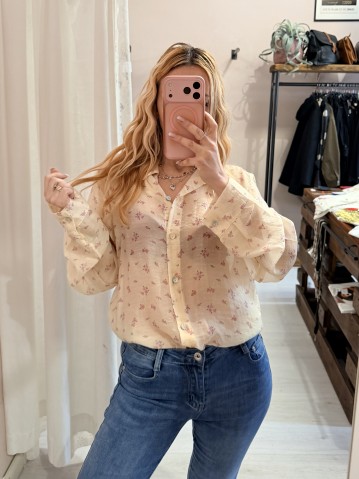 Camicia gialla fiorellini rosa 2