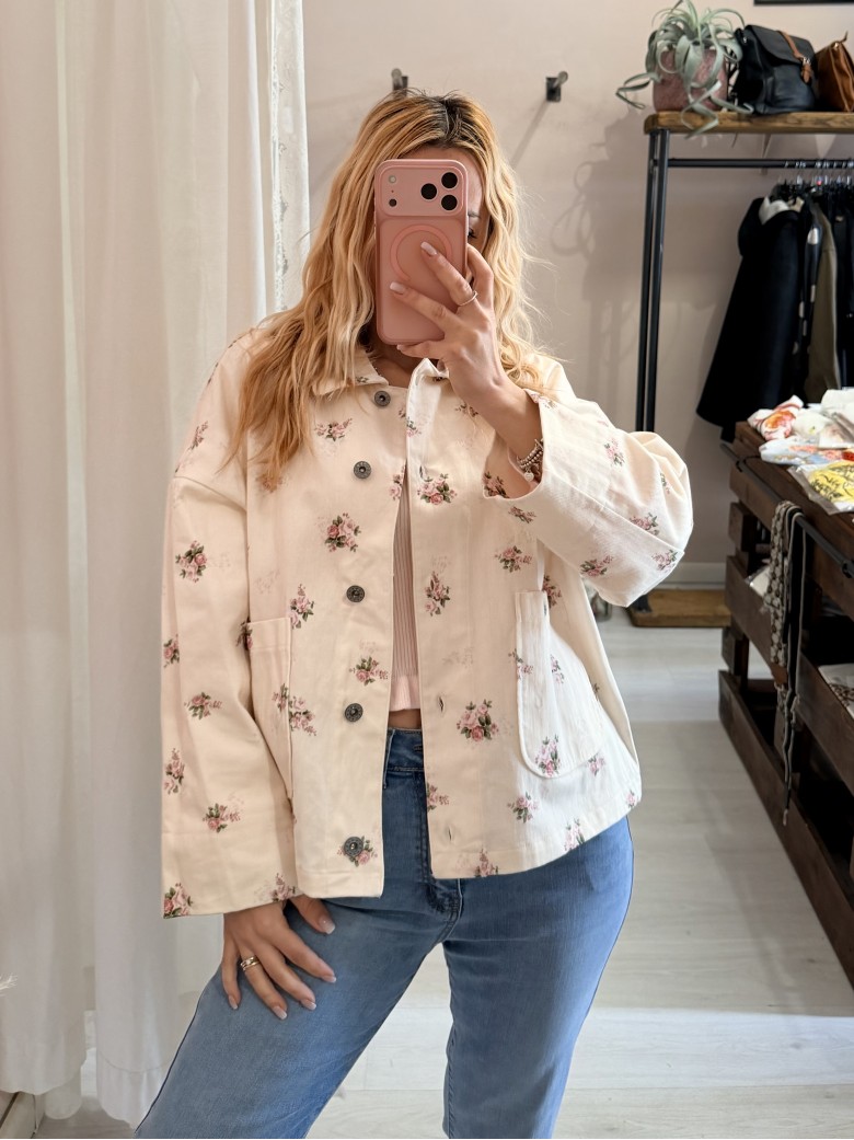Giubbino di jeans burro fiorellini rosa