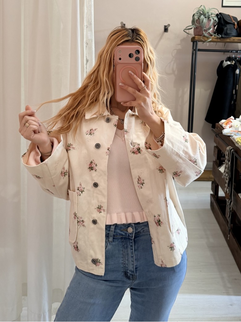Giubbino di jeans burro fiorellini rosa