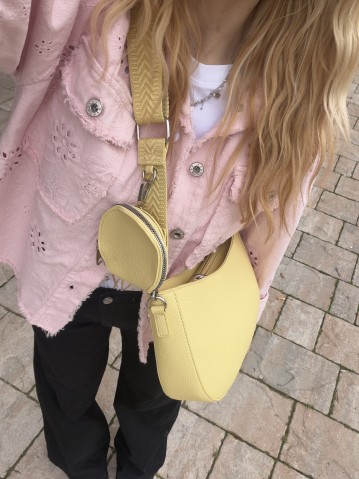 Borsetta gialla a tracolla con portamonete 2