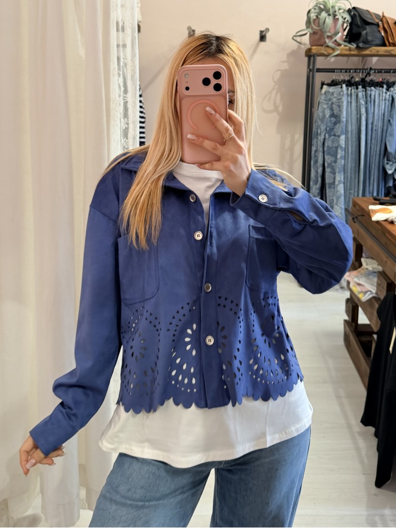 Giacchina camoscino ricamata blu