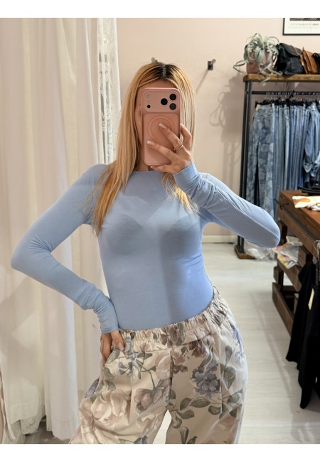 Maglia misto seta azzurra