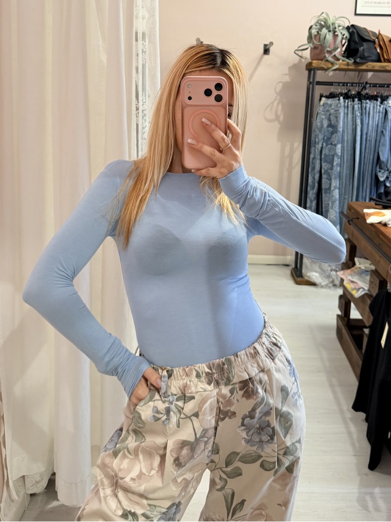 Maglia misto seta azzurra