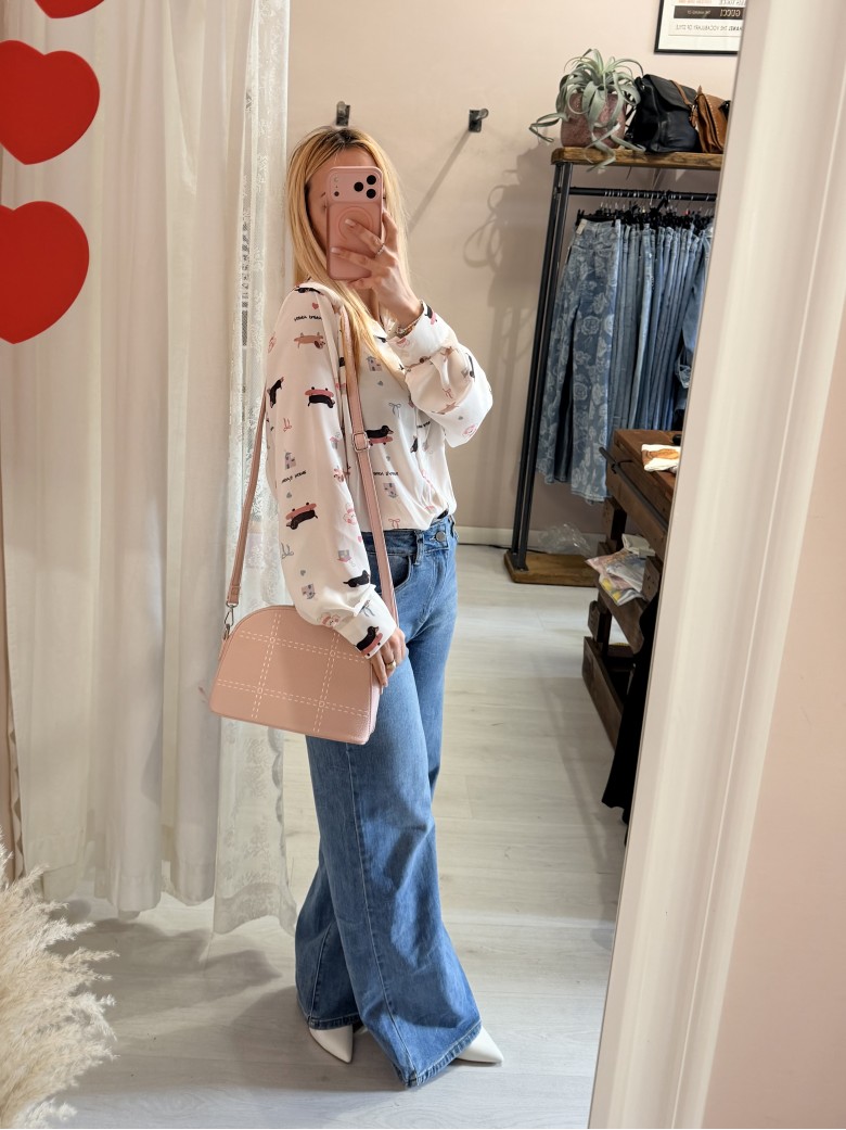 Borsetta rosa finiture con tracolla