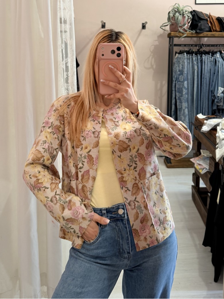 Giacchina floreale gialla
