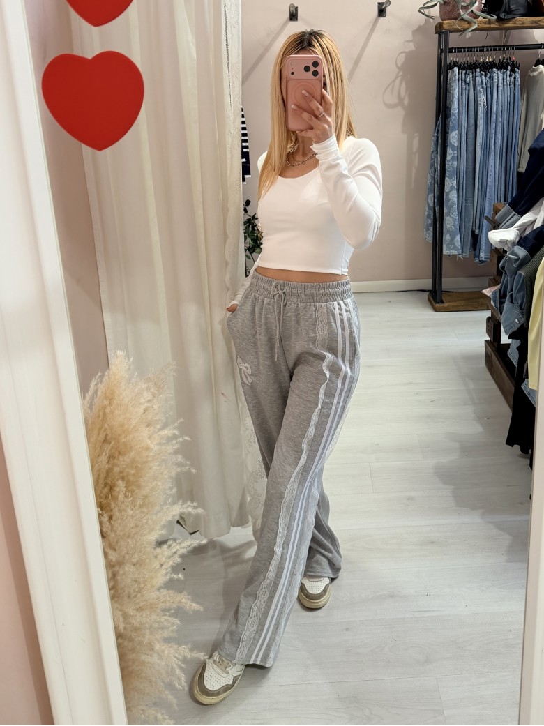 Pantaloni tuta con rigo in pizzo GRIGI