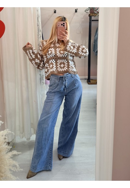 Jeans larghi con laccino