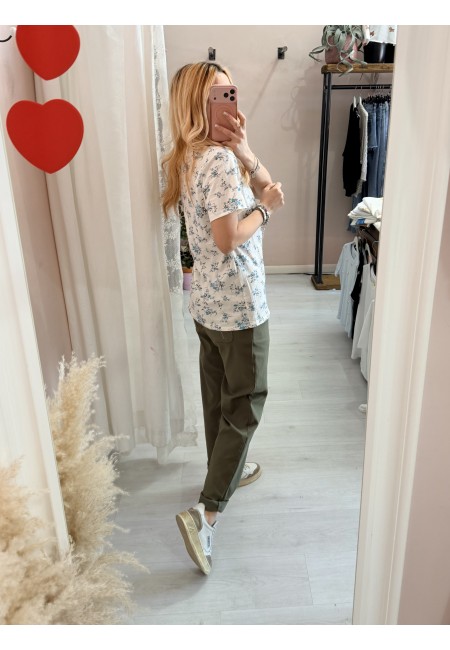 Maglia t shirt fiorellini azzurri