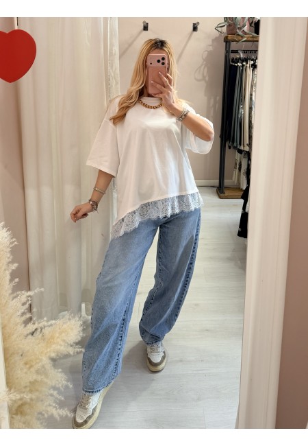 Maglia t shirt asimmetrica con pizzo bianca