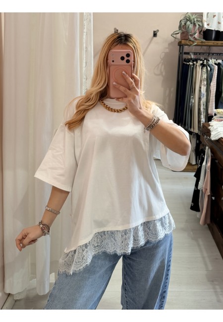 Maglia t shirt asimmetrica con pizzo bianca