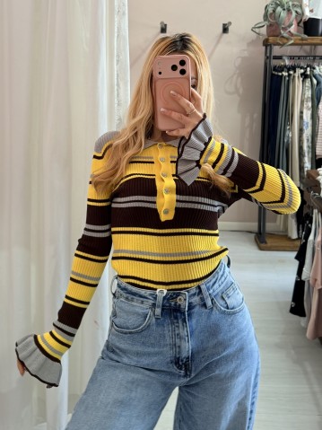 Maglia polo grigia e gialla