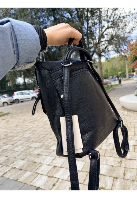 Zainetto o borsa a tracolla nero