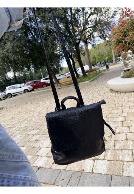 Zainetto o borsa a tracolla nero