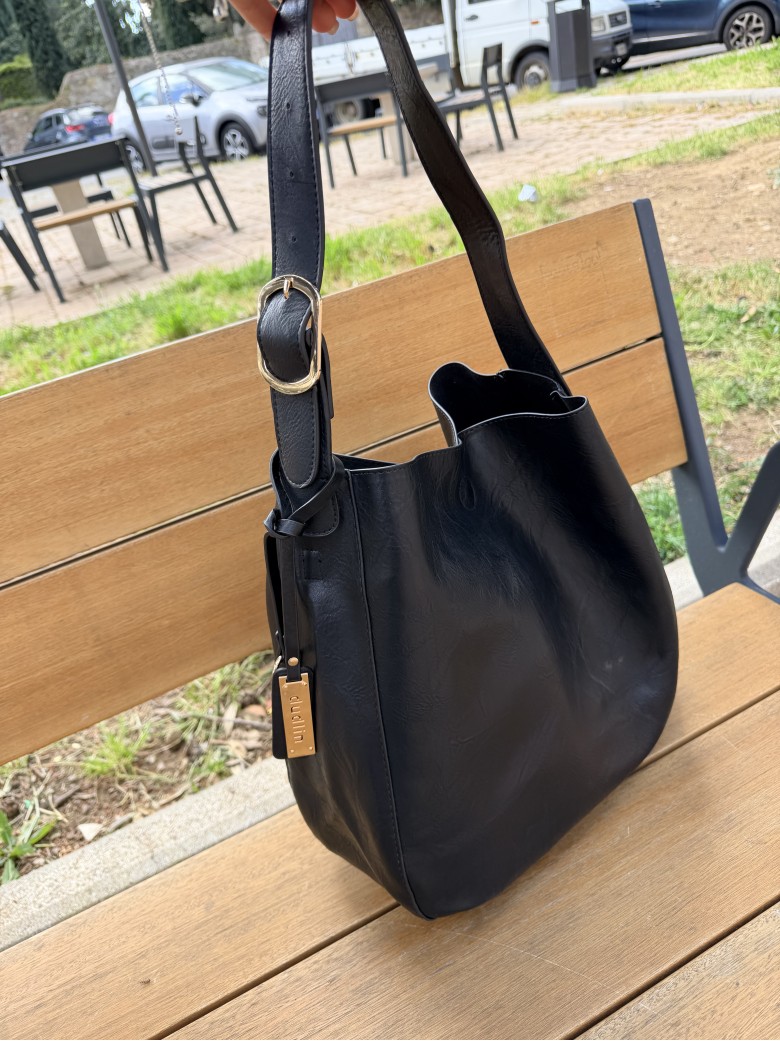 Borsa MANUELA simil pelle nera