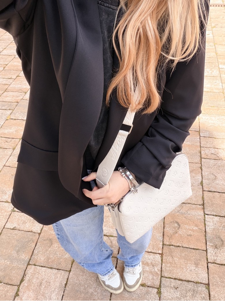 Borsetta stampini beige con tre zip