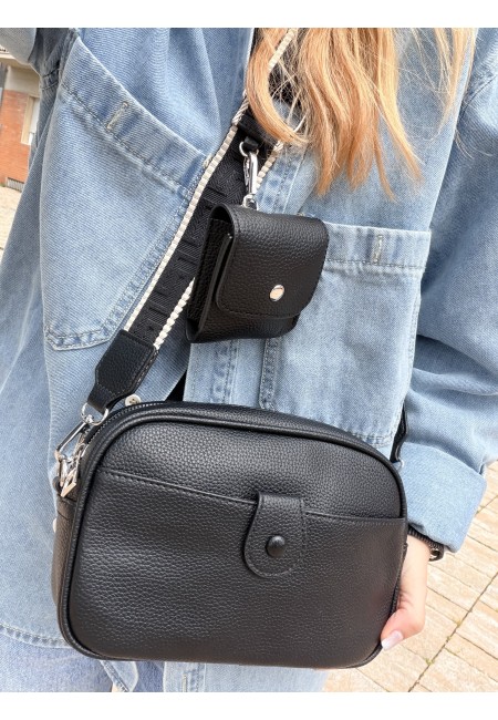 Borsetta nera con portamonete e tracolla