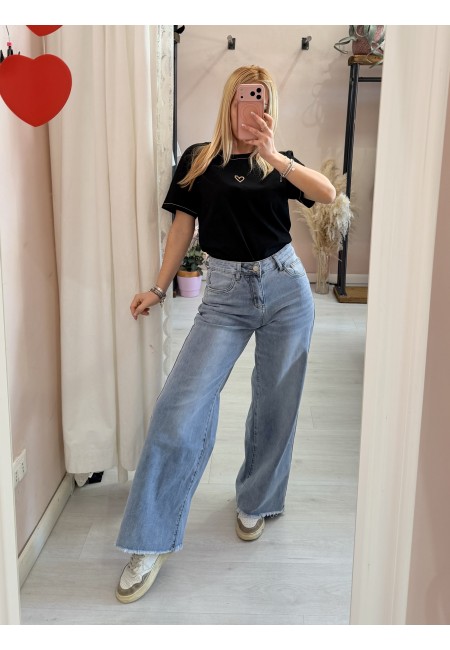 Pantaloni jeans larghi sfrangiati