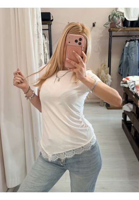 Maglia slim asimmetrica con pizzo bianca