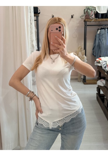 Maglia slim asimmetrica con pizzo bianca