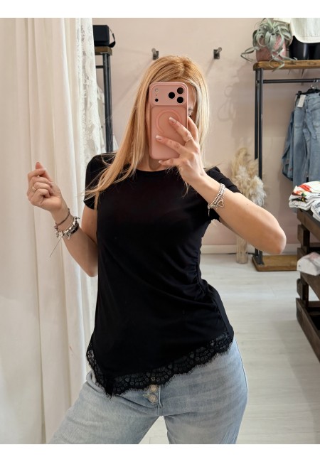 Maglia slim asimmetrica con pizzo nera