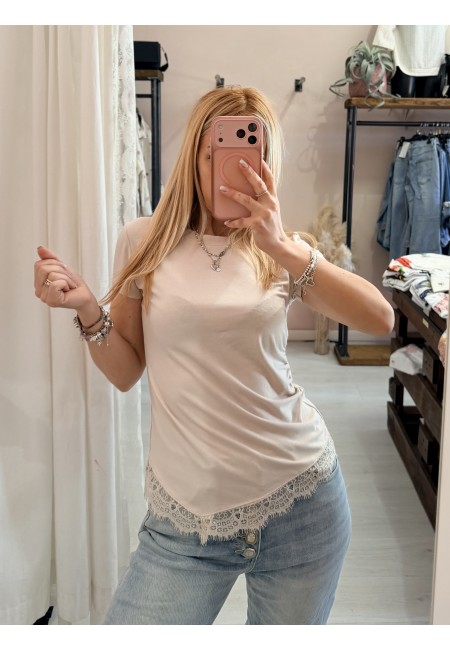 Maglia slim asimmetrica con pizzo beige
