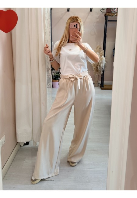 Maglia t shirt cuoricino bianca