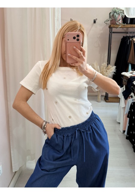 Maglia t shirt bianca fiorellini ricamati beige